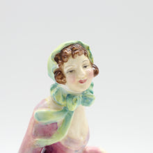 将图片加载到图库查看器，HN2026 Suzette - Vintage Porcelain Figurine by Royal Doulton, circa 1950 (Item# P-1703)-Timeless Gallery
