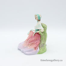 Load image into Gallery viewer, HN2030 Memories - Popular - Vintage Porcelain Figurine by Royal Doulton, circa 1950 (Item# P-6681)-Timeless Gallery
