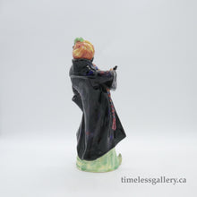 将图片加载到图库查看器，HN2105 Bluebeard - Vintage Porcelain Figurine by Royal Doulton, circa 1960 (Item# P-8040)-Timeless Gallery
