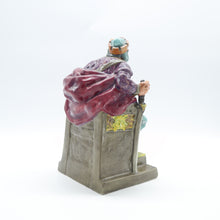 Load image into Gallery viewer, HN2134 The Old King - Large Size - Vintage Porcelain Figurine by Royal Doulton, circa 1960 (Item# P-3485)-Timeless Gallery
