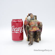 Load image into Gallery viewer, HN2162 Foaming Quart - Vintage Porcelain Figurine by Royal Doulton, circa 1970 (Item# P-6891)-Timeless Gallery

