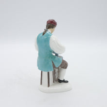 Load image into Gallery viewer, HN2208 Silversmith of Williamsburg - Vintage Porcelain Figurine by Royal Doulton, circa 1970 (Item# P-7665)-Timeless Gallery
