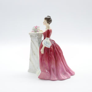 HN2212 Rendezvous - Vintage Porcelain Figurine by Royal Doulton, circa 1965 (Item# P-6025)-Timeless Gallery