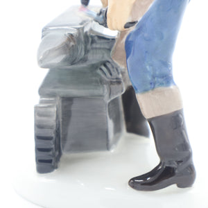 HN2240 Blacksmith of Williamsburg - Vintage Porcelain Figurine by Royal Doulton, circa 1975 (Item# P-7388)-Timeless Gallery