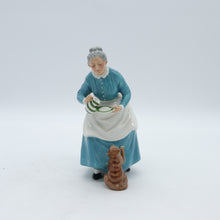 Load image into Gallery viewer, HN2249 Favourite - Vintage Porcelain Figurine by Royal Doulton, circa 1970 (Item# P-5260)-Timeless Gallery

