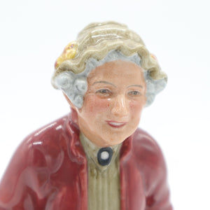 HN2255 Teatime - Vintage Porcelain Figurine by Royal Doulton, circa 1975 (Item# P-8230)-Timeless Gallery