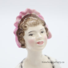 将图片加载到图库查看器，HN2266 Ballad Seller - Vintage Porcelain Figurine by Royal Doulton, circa 1970 (Item# P-6430)-Timeless Gallery
