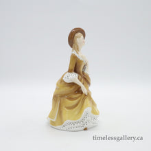 将图片加载到图库查看器，HN2275 Sandra - Vintage Porcelain Figurine by Royal Doulton, circa 1970 (Item# P-5694)-Timeless Gallery
