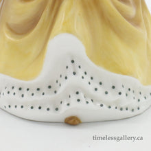 将图片加载到图库查看器，HN2275 Sandra - Vintage Porcelain Figurine by Royal Doulton, circa 1970 (Item# P-5694)-Timeless Gallery
