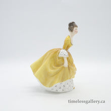 将图片加载到图库查看器，HN2307 Coralie - Vintage Porcelain Figurine by Royal Doulton, circa 1970 (Item# P-9436)-Timeless Gallery
