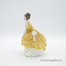 将图片加载到图库查看器，HN2307 Coralie - Vintage Porcelain Figurine by Royal Doulton, circa 1970 (Item# P-9436)-Timeless Gallery
