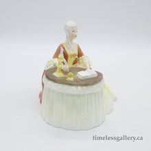 将图片加载到图库查看器，HN2330 Meditation - Popular - Vintage Porcelain Figurine by Royal Doulton, circa 1970 (Item# P-5589)-Timeless Gallery
