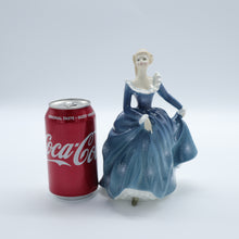 Load image into Gallery viewer, HN2334 Fragrance - classic - Vintage Porcelain Figurine by Royal Doulton, circa 1970 (Item# P-5389)-Timeless Gallery
