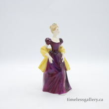 将图片加载到图库查看器，HN2337 Loretta - Vintage Porcelain Figurine by Royal Doulton, circa 1970 (Item# P-8045)-Timeless Gallery
