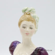 将图片加载到图库查看器，HN2337 Loretta - Vintage Porcelain Figurine by Royal Doulton, circa 1970 (Item# P-8045)-Timeless Gallery
