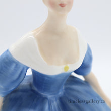 将图片加载到图库查看器，HN2347 Nina - Vintage Porcelain Figurine by Royal Doulton, circa 1970 (Item# P-8131)-Timeless Gallery
