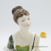 将图片加载到图库查看器，HN2368 Fleur - Vintage Porcelain Figurine by Royal Doulton, circa 1970 (Item# P-3823)-Timeless Gallery
