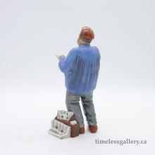 将图片加载到图库查看器，HN2445 The Parisian - Vintage Porcelain Figurine by Royal Doulton, circa 1975 (Item# P-2410)-Timeless Gallery
