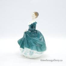 将图片加载到图库查看器，HN2461 Janine - Vintage Porcelain Figurine by Royal Doulton, circa 1975 (Item# P-5630)-Timeless Gallery
