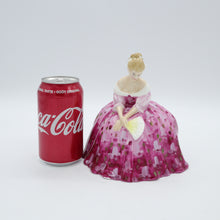 将图片加载到图库查看器，HN2471 Victoria - Vintage Porcelain Figurine by Royal Doulton, circa 1980 (Item# P-7815)-Timeless Gallery
