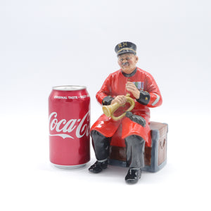 HN2484 Past Glory - Vintage Porcelain Figurine by Royal Doulton, circa 1975 (Item# P-5247)-Timeless Gallery