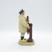 将图片加载到图库查看器，HN2499 Helmsman - Vintage Porcelain Figurine by Royal Doulton, circa 1980 (Item# P-7136)-Timeless Gallery
