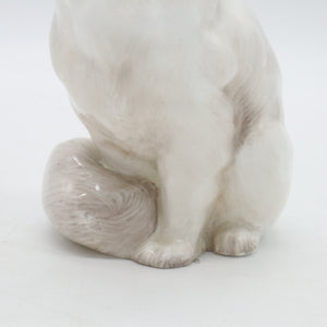 HN2539 Persian Cat - Vintage Porcelain Figurine by Royal Doulton, circa 1950 (Item# P-6922)-Timeless Gallery