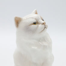 将图片加载到图库查看器，HN2539 Persian Cat - Vintage Porcelain Figurine by Royal Doulton, circa 1950 (Item# P-6922)-Timeless Gallery
