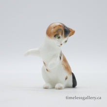 将图片加载到图库查看器，HN2582 Character Kitten On Hind Legs - Vintage Porcelain Figurine by Royal Doulton, circa 1960 (Item# P-5312)-Timeless Gallery
