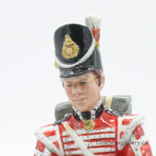 将图片加载到图库查看器，HN2679 Drummer Boy - Vintage Porcelain Figurine by Royal Doulton, circa 1980 (Item# P-8443)-Timeless Gallery
