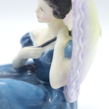 将图片加载到图库查看器，HN2704 Pensive Moment - Vintage Porcelain Figurine by Royal Doulton, circa 1980 (Item# P-6608)-Timeless Gallery
