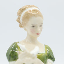 将图片加载到图库查看器，HN2722 Veneta - Vintage Porcelain Figurine by Royal Doulton, circa 1970 (Item# P-4122)-Timeless Gallery
