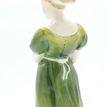 将图片加载到图库查看器，HN2722 Veneta - Vintage Porcelain Figurine by Royal Doulton, circa 1970 (Item# P-4122)-Timeless Gallery
