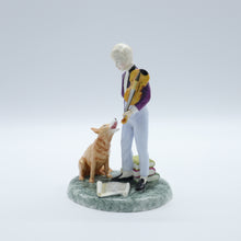 将图片加载到图库查看器，HN2872 Young Master - Vintage Porcelain Figurine by Royal Doulton, circa 1985 (Item# P-5241)-Timeless Gallery
