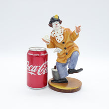 将图片加载到图库查看器，HN2890 Clown - Vintage Porcelain Figurine by Royal Doulton, circa 1980 (Item# P-3377)-Timeless Gallery
