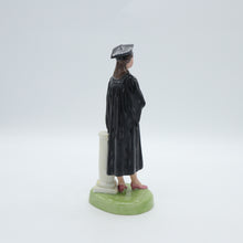 将图片加载到图库查看器，HN3016 Graduate - Girl Version - Vintage Porcelain Figurine by Royal Doulton, circa 1990 (Item# P-5431)-Timeless Gallery
