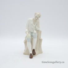 将图片加载到图库查看器，HN3039 Reflection - Vintage Porcelain Figurine by Royal Doulton, circa 1990 (Item# P-6573)-Timeless Gallery
