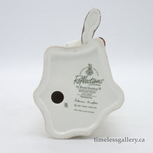 将图片加载到图库查看器，HN3039 Reflection - Vintage Porcelain Figurine by Royal Doulton, circa 1990 (Item# P-6573)-Timeless Gallery

