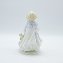 将图片加载到图库查看器，HN3061 Hope - Limited Edition - Vintage Porcelain Figurine by Royal Doulton, dated 1984 (Item# P-6766)-Timeless Gallery
