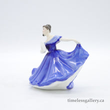 Load image into Gallery viewer, HN3214 Elaine - Vintage Porcelain Figurine by Royal Doulton, circa 1990 (Item# P-1075)-Timeless Gallery
