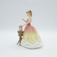 Load image into Gallery viewer, HN3380 Sarah - signed - Vintage Porcelain Figurine by Royal Doulton, dated 1993 (Item# P-3368)-Timeless Gallery
