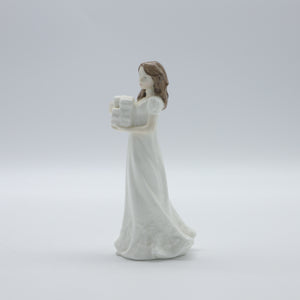 HN3493 Christmas Parcels - Vintage Porcelain Figurine by Royal Doulton, circa 1995 (Item# P-8468)-Timeless Gallery