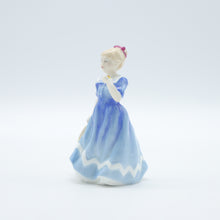 将图片加载到图库查看器，HN3606 A Posy For You - Signed - Vintage Porcelain Figurine by Royal Doulton, circa 1995 (Item# P-6039)-Timeless Gallery
