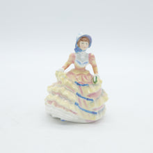 将图片加载到图库查看器，HN3649 Hannah - Vintage Porcelain Figurine by Royal Doulton, circa 1995 (Item# P-8395)-Timeless Gallery
