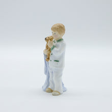 将图片加载到图库查看器，HN3761 Sleepyhead - Vintage Porcelain Figurine by Royal Doulton, circa 1996 (Item# P-5971)-Timeless Gallery
