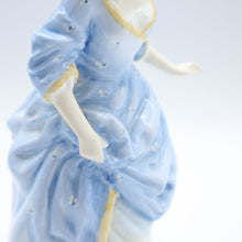 将图片加载到图库查看器，HN3767 Christine - Popular - Vintage Porcelain Figurine by Royal Doulton, circa 1997 (Item# P-6267)-Timeless Gallery
