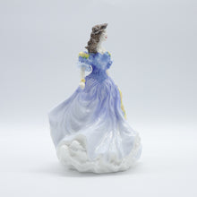 将图片加载到图库查看器，HN4041 Rebecca - Vintage Porcelain Figurine by Royal Doulton, dated 1998 (Item# P-7690)-Timeless Gallery
