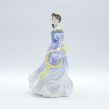 将图片加载到图库查看器，HN4041 Rebecca - Vintage Porcelain Figurine by Royal Doulton, dated 1998 (Item# P-7690)-Timeless Gallery
