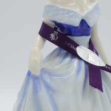 将图片加载到图库查看器，HN4092 Charlotte - Vintage Porcelain Figurine by Royal Doulton, circa 2000 (Item# P-9180)-Timeless Gallery
