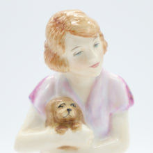 将图片加载到图库查看器，HN4247 Lido Lady - Vintage Porcelain Figurine by Royal Doulton, circa 2000 (Item# P-5563)-Timeless Gallery
